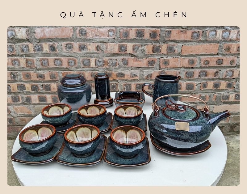 Lời khuyên khi chọn bộ ấm chén làm quà tặng 