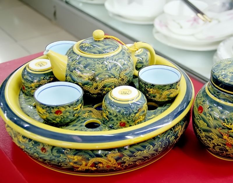 8 cách phân biệt gốm sứ Bát Tràng và gốm sứ Trung Quốc chuẩn xác