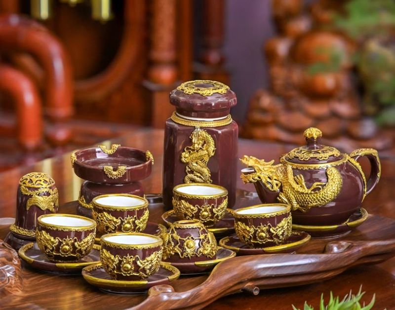 Ấm chén quà tặng phù hợp với từng đối tượng