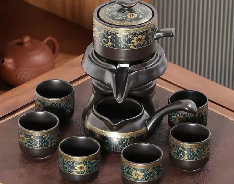 Ấm chén quà tặng phù hợp với từng đối tượng