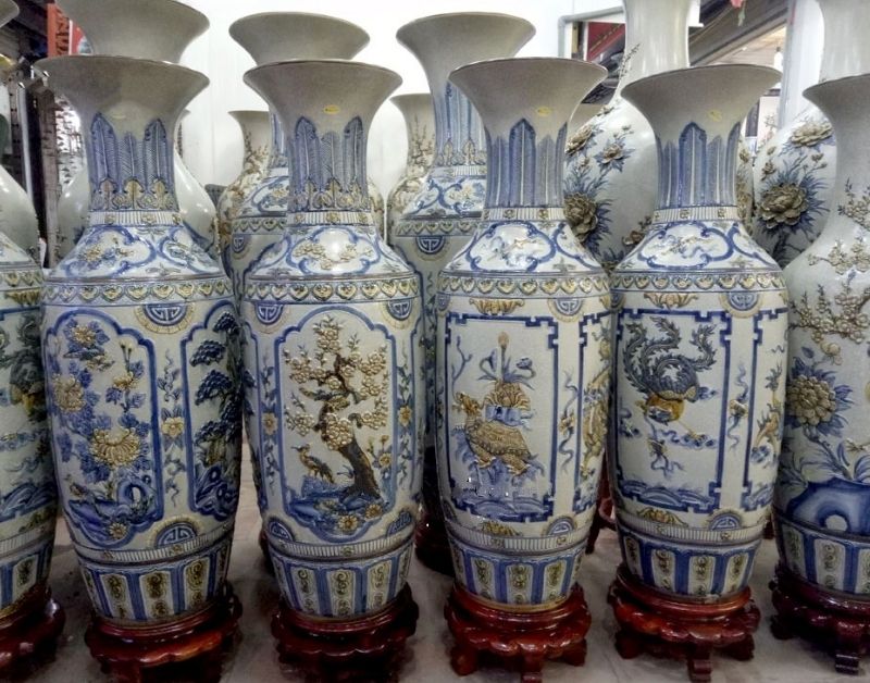 Cách "chữa lành" lục bình sứ bị nứt vỡ, trầy xước