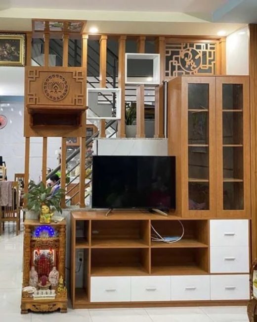 Làm bàn thờ kết hợp vách lam chuẩn phong thủy