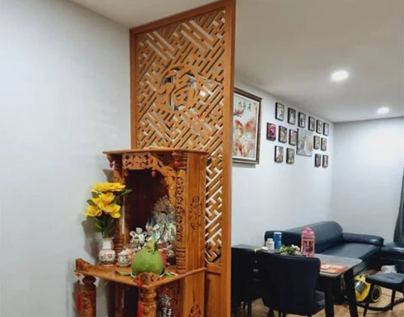 Top 6 mẫu thiết kế vách ngăn bàn thờ ông địa đẹp, chuẩn phong thủy