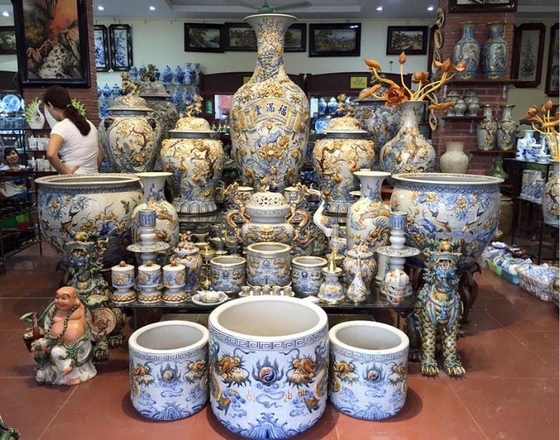 Cách phân biệt gốm sứ Bát Tràng vẽ tay và gốm sứ dán decal chuẩn xác nhất