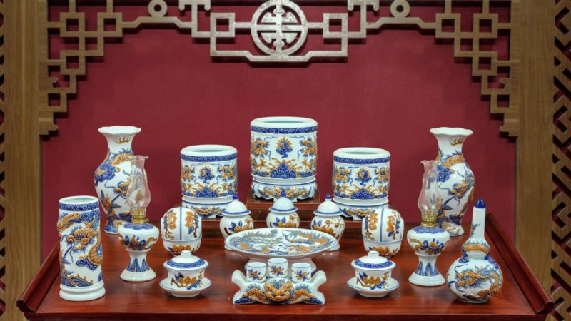 Bí quyết sắm bộ đồ thờ Bát Tràng đầy đủ cho chung cư, nhà phố, nhà thờ họ